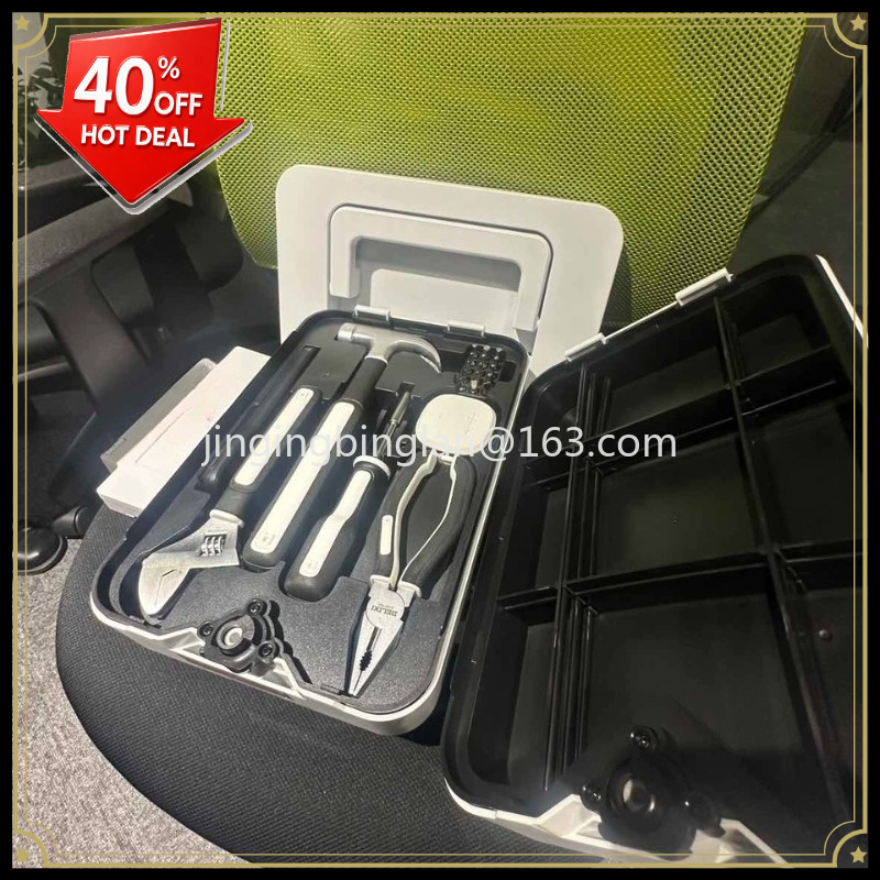 Home Improvement By - Caja de herramientas suministrada por el